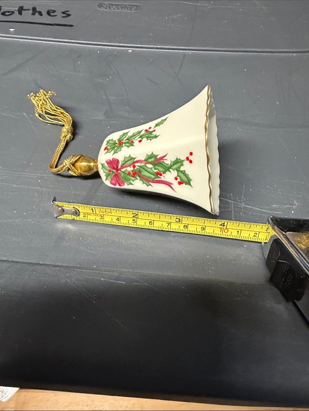 1991 Lenox Holiday Holly Porcelain Bell Ornament - Gold Tassel - Picture 4 of 8